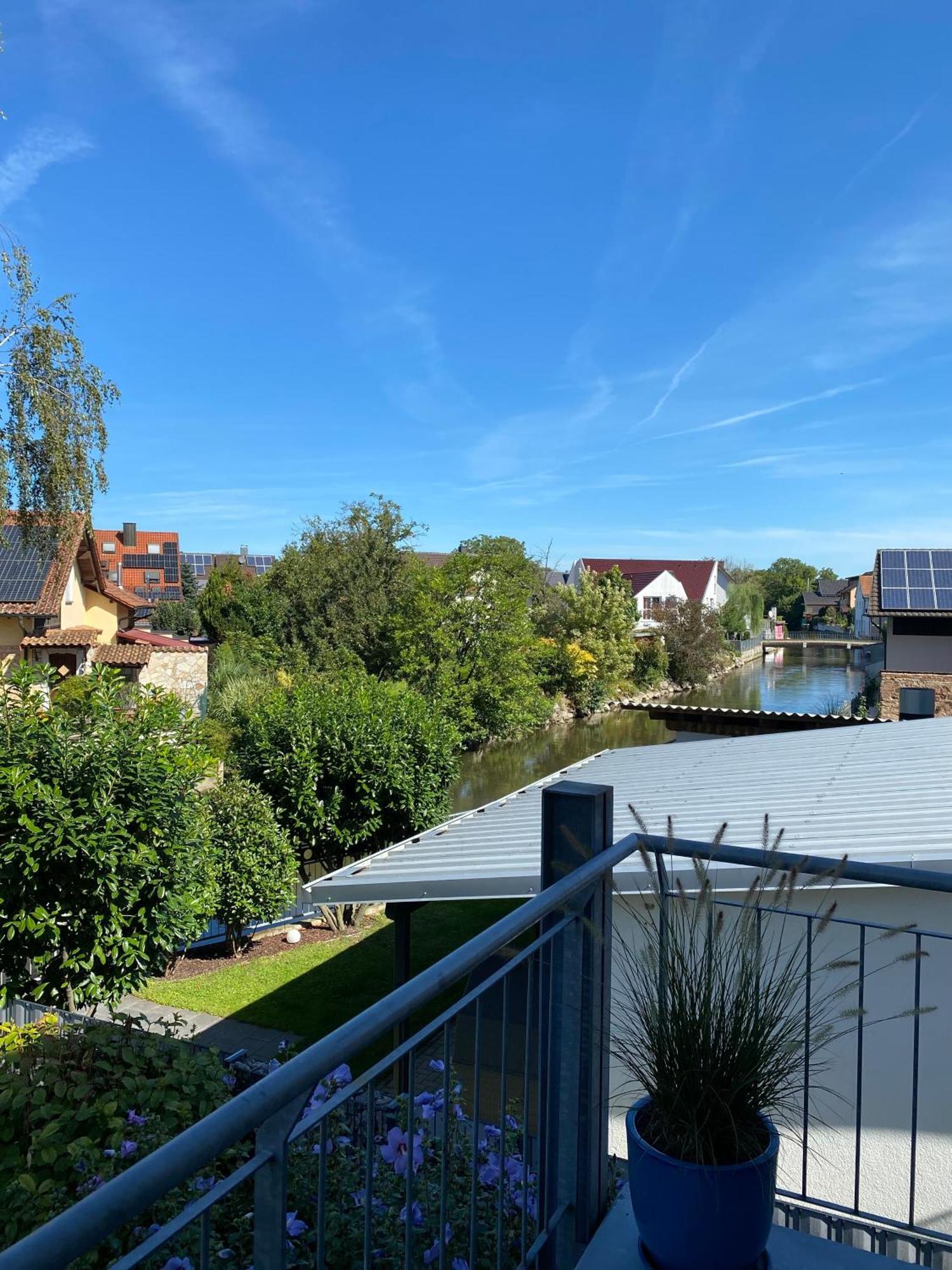 Harmony Apartment, Your Holiday Home In Rust With Balcony & River-View, 5Min To Europa-Park エクステリア 写真